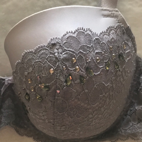 VS Dream Angels - Picture 2 of 5